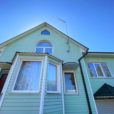 Продаж будинку з ремонтом та власною великою ділянкою