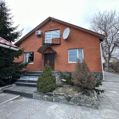 Аренда дома 150 кв.м с террасой в Гостомеле