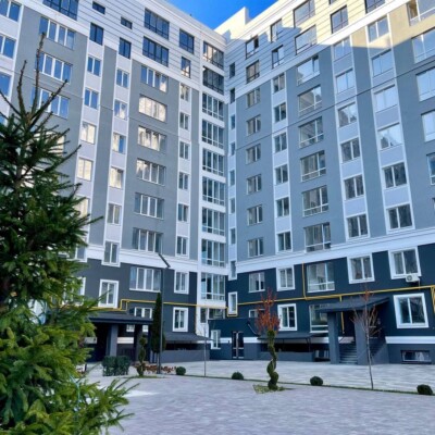 Большая 1к квартира в СДАНОМ доме со всеми коммуникациями.