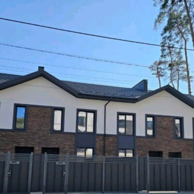 Таунхаус в центре с газом и городскими коммуникациями